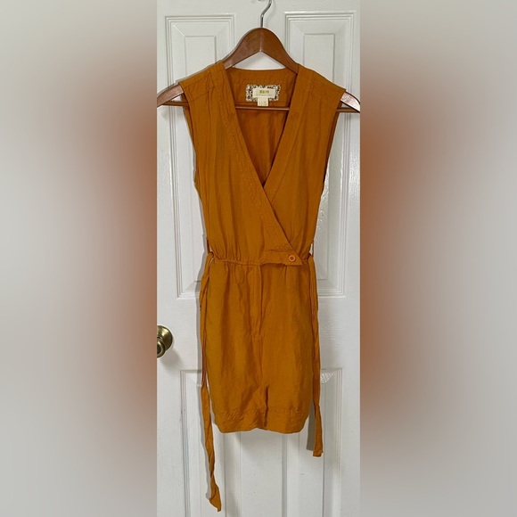 Anthropologie Maeve Luana Romper Size 2 Yellow Orange Tie Belt Boho Linen Blend - Picture 4 of 13